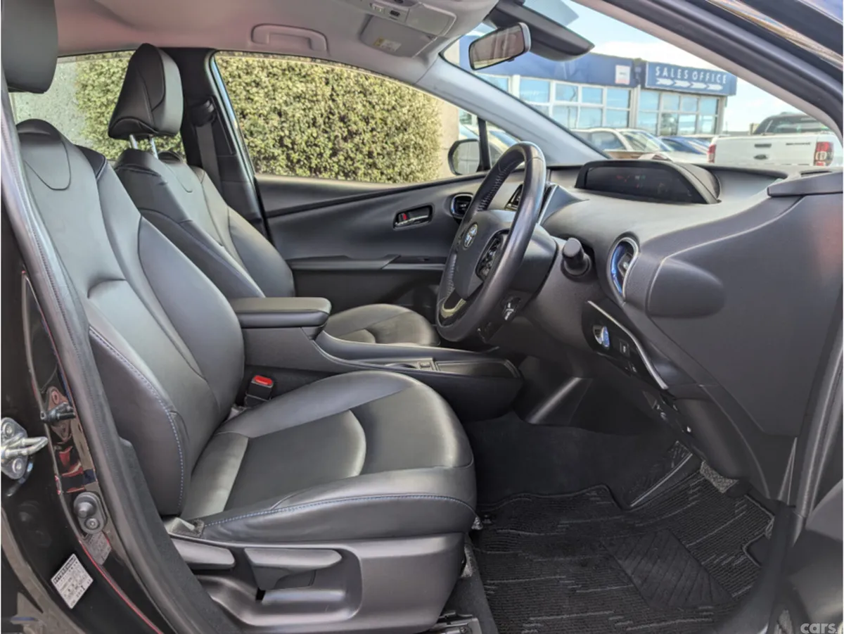 Toyota Prius Hatchback, Petrol Hybrid, 2022, Black