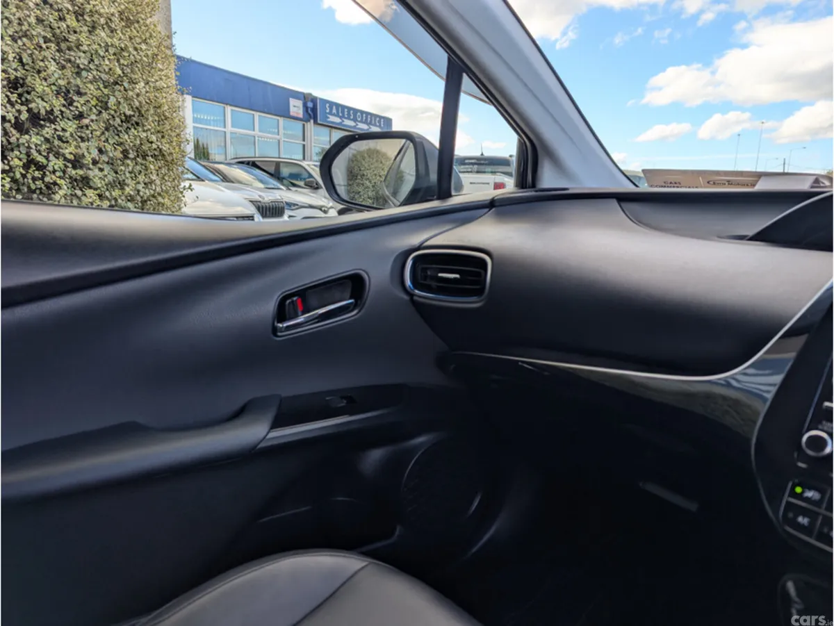 Toyota Prius Hatchback, Petrol Hybrid, 2022, Black