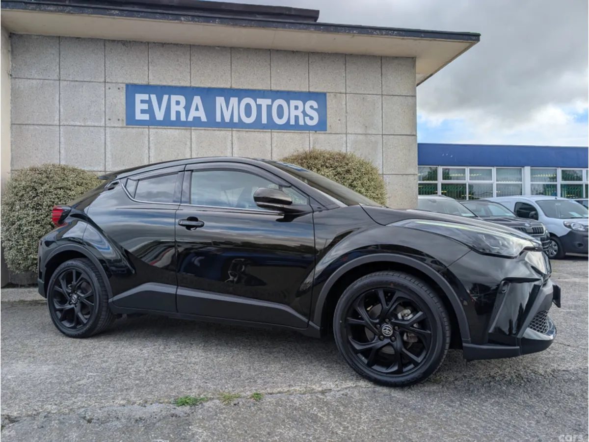 Toyota C-HR SUV, Petrol Hybrid, 2023, Black