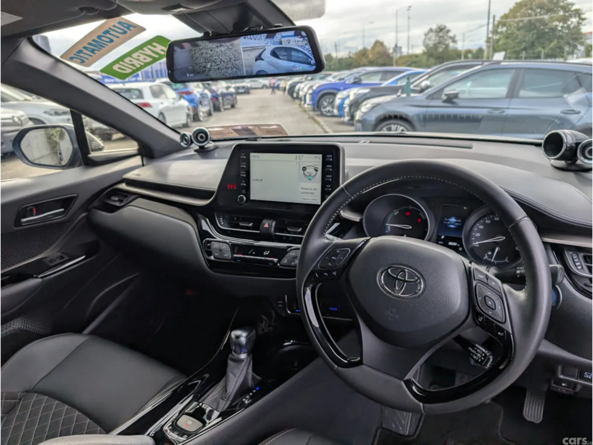 Toyota C-HR SUV, Petrol Hybrid, 2023, Black