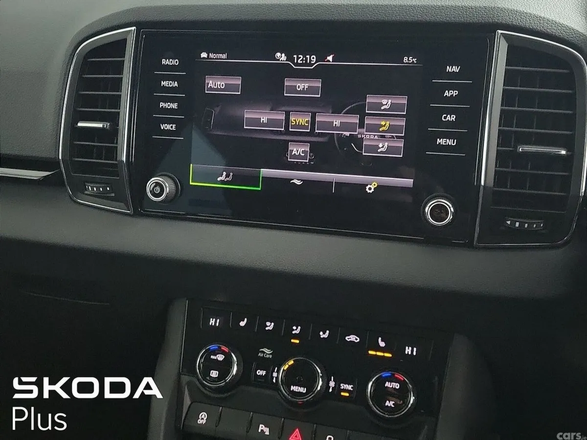 Skoda Karoq Estate, Diesel, 2026, White