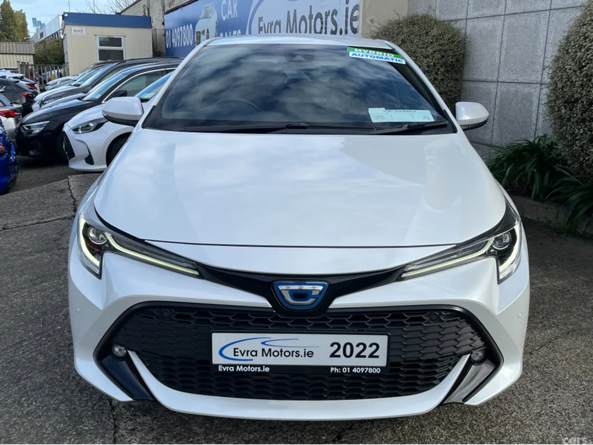 Toyota Corolla Hatchback, Petrol Hybrid, 2022, White