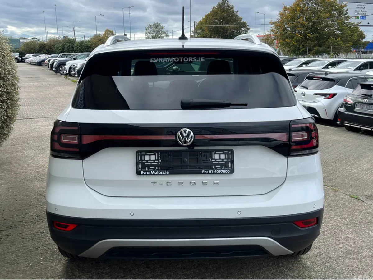 Volkswagen T-Cross SUV, Petrol, 2020, White