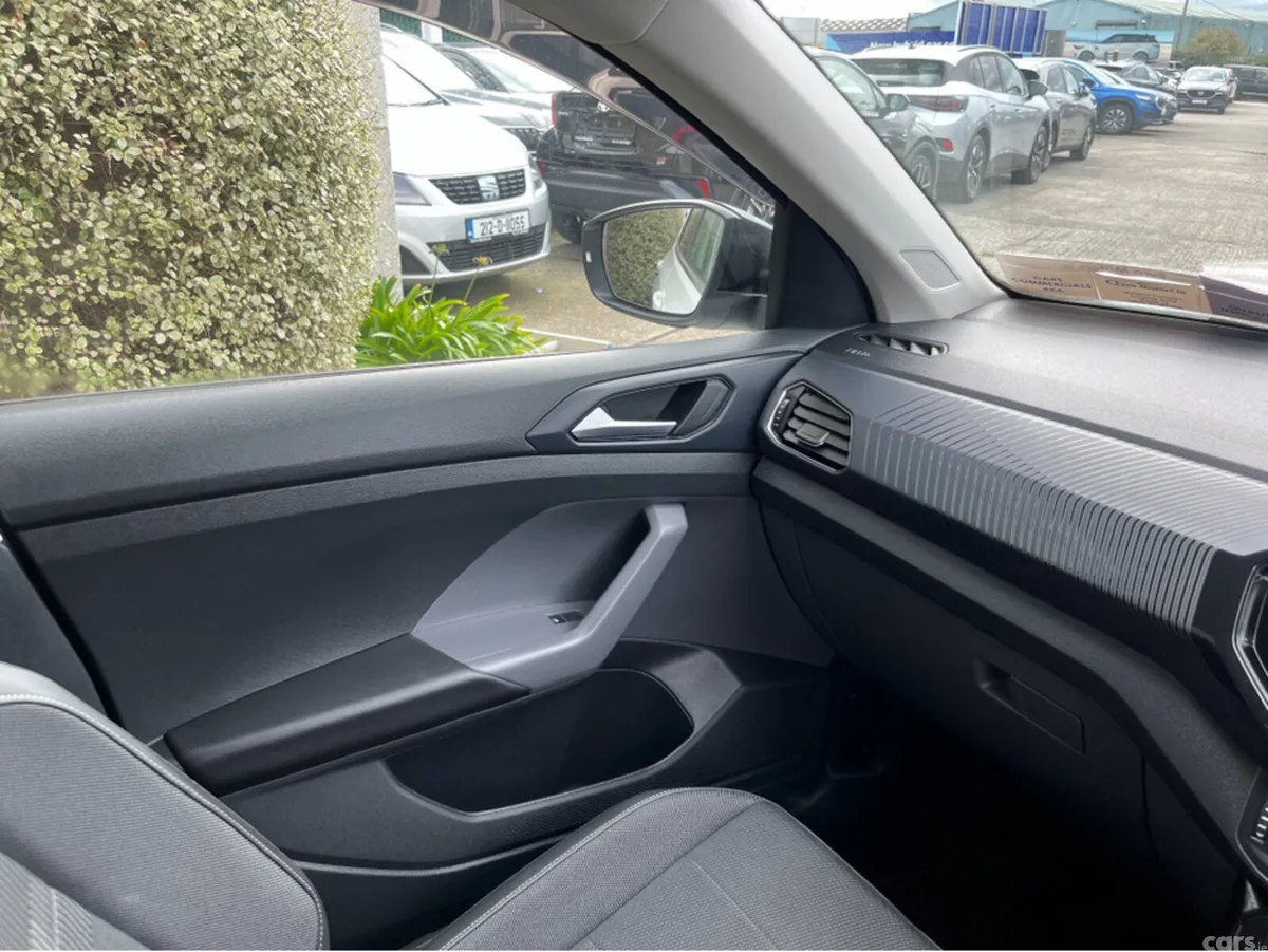 Volkswagen T-Cross SUV, Petrol, 2020, White