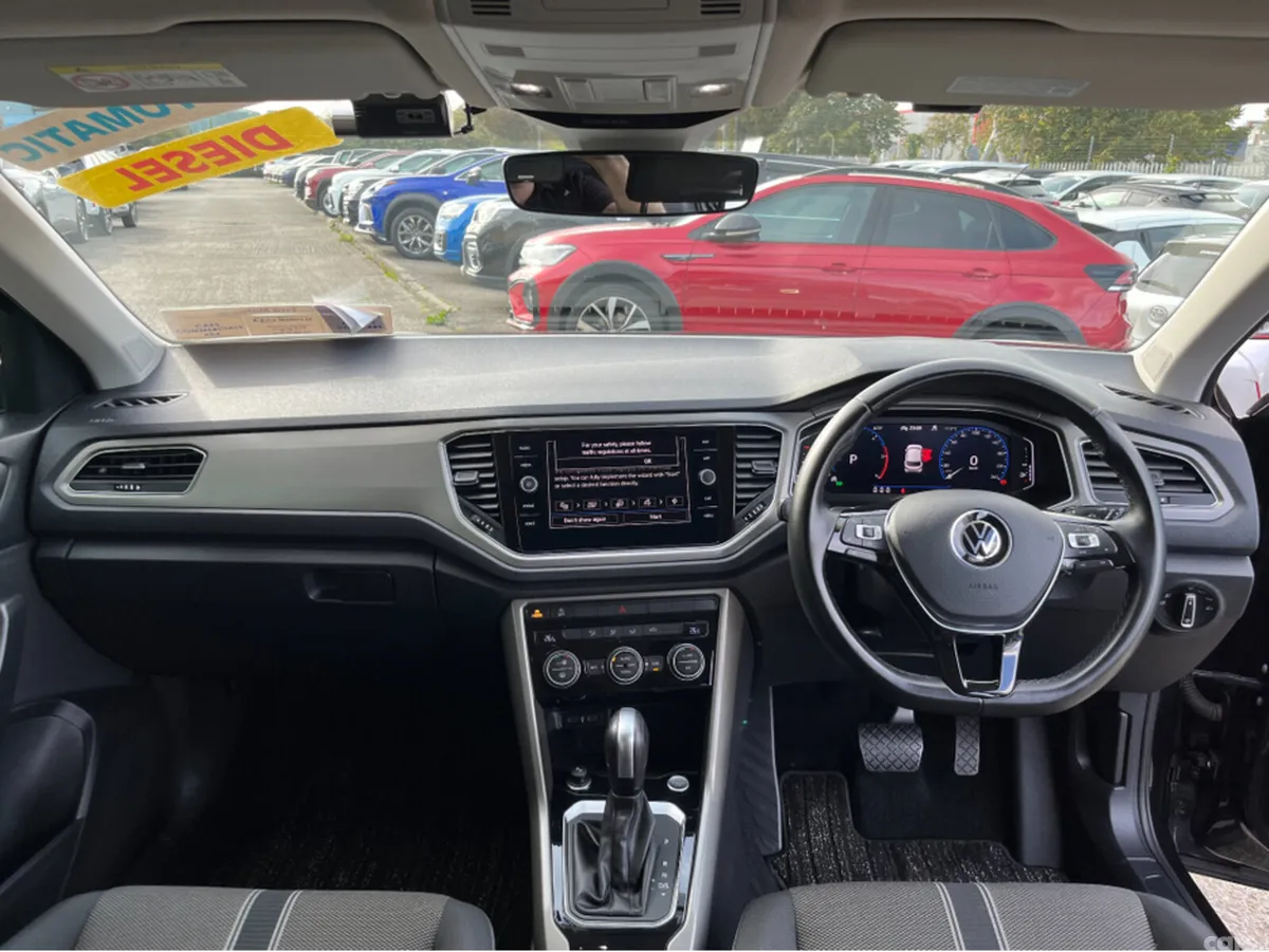 Volkswagen T-Roc SUV, Diesel, 2021, Black