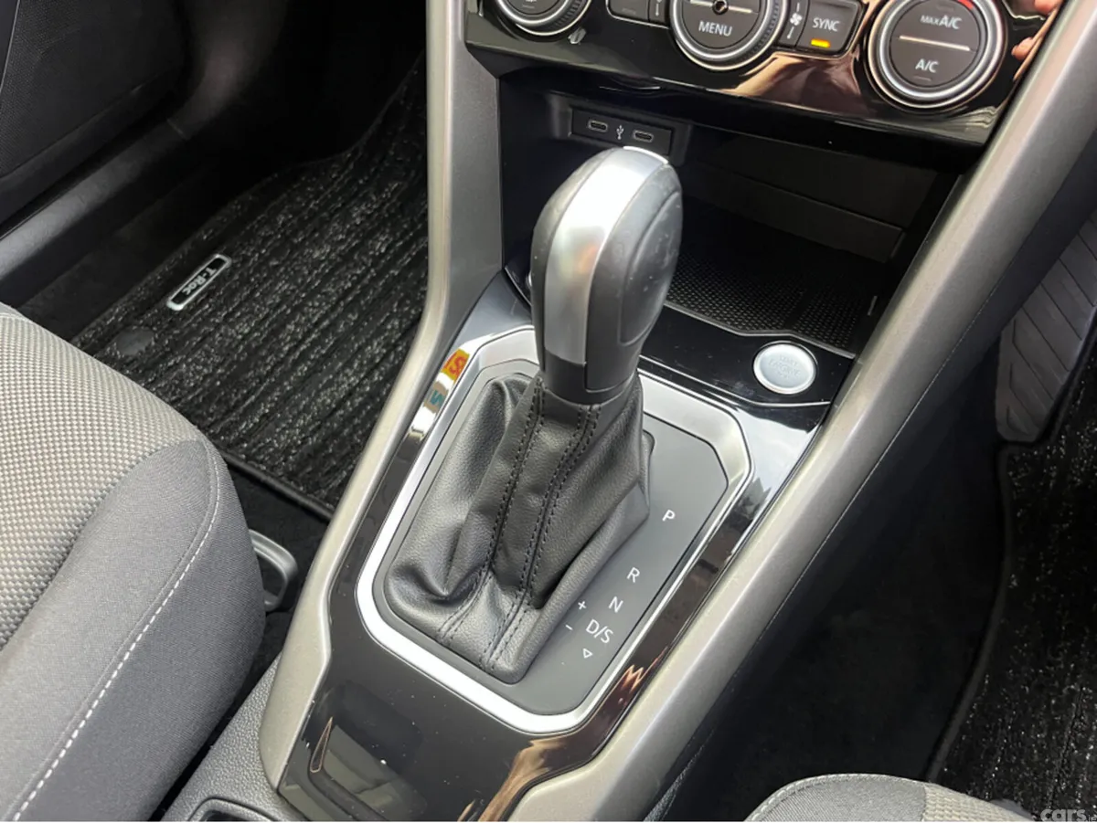 Volkswagen T-Roc SUV, Diesel, 2021, Black