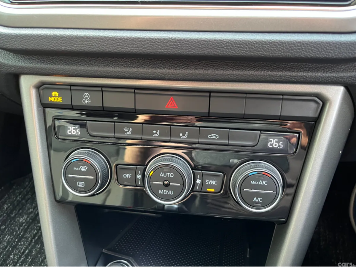 Volkswagen T-Roc SUV, Diesel, 2021, Black