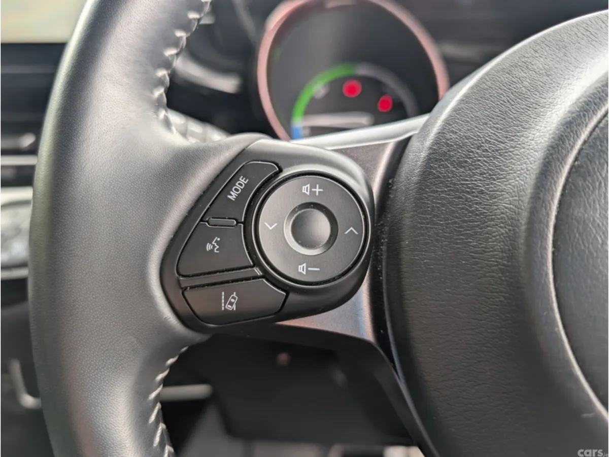 Toyota C-HR SUV, Petrol Hybrid, 2020, Red
