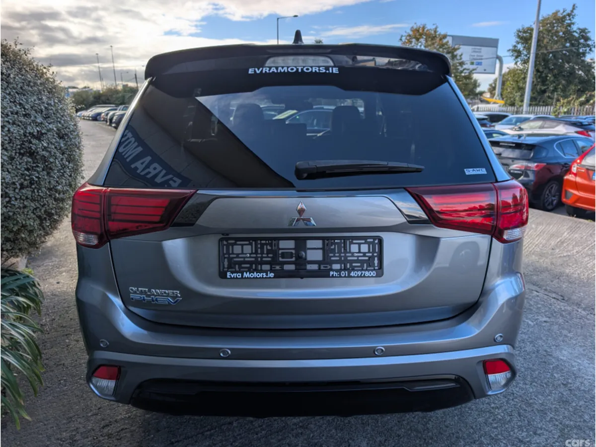 Mitsubishi Outlander SUV, Petrol Plug-in Hybrid, 2021, Grey
