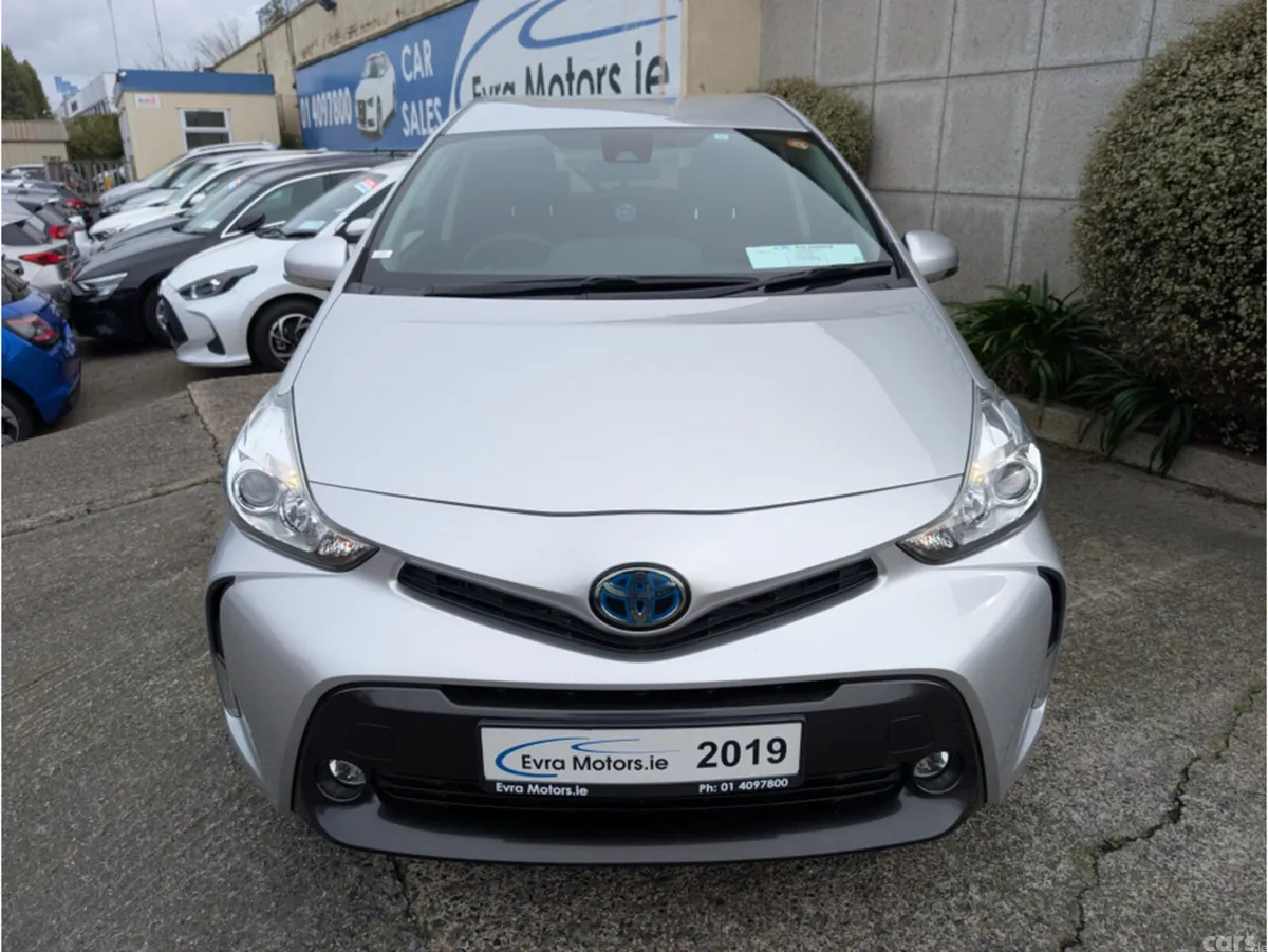 Toyota Prius MPV, Petrol Hybrid, 2019, Silver
