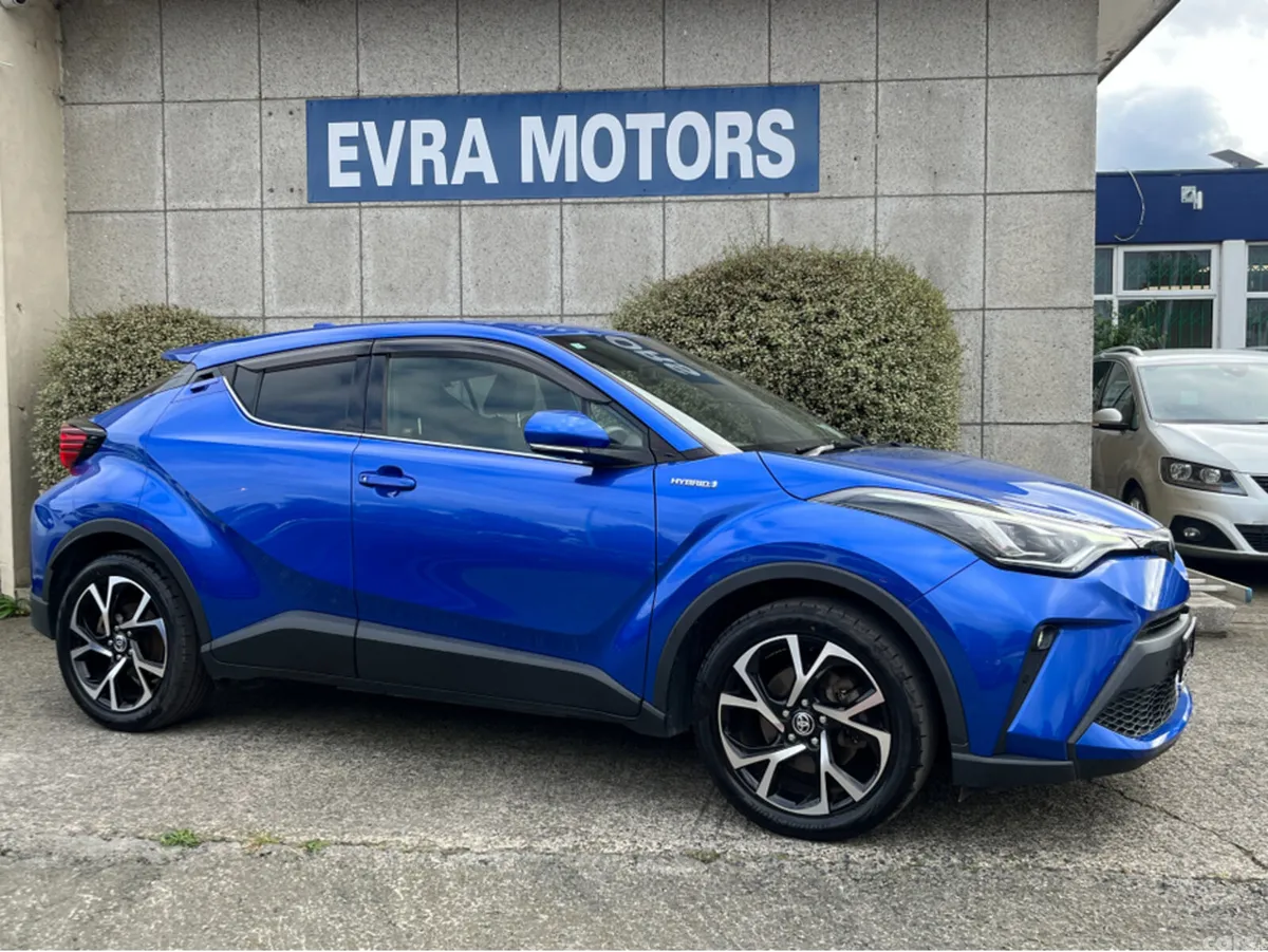 Toyota C-HR SUV, Petrol Hybrid, 2020, Blue