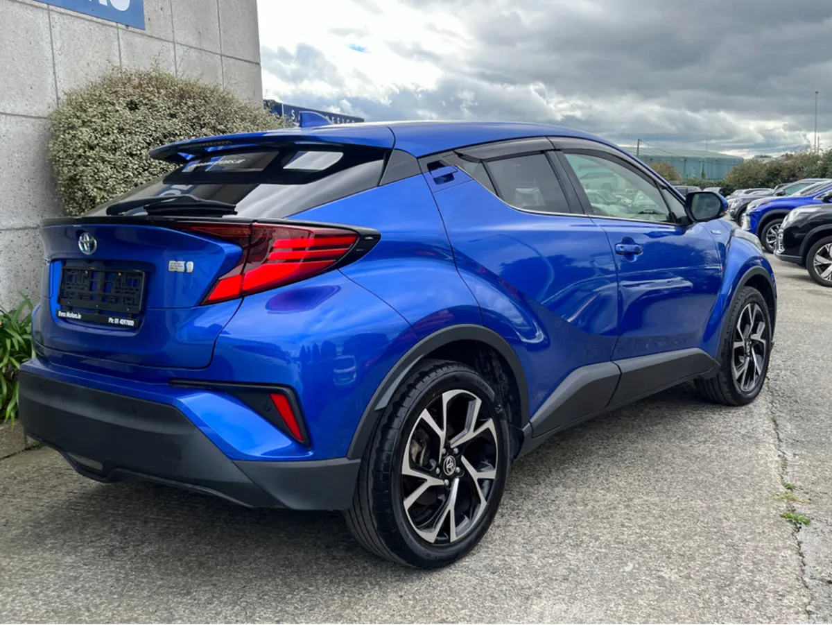 Toyota C-HR SUV, Petrol Hybrid, 2020, Blue