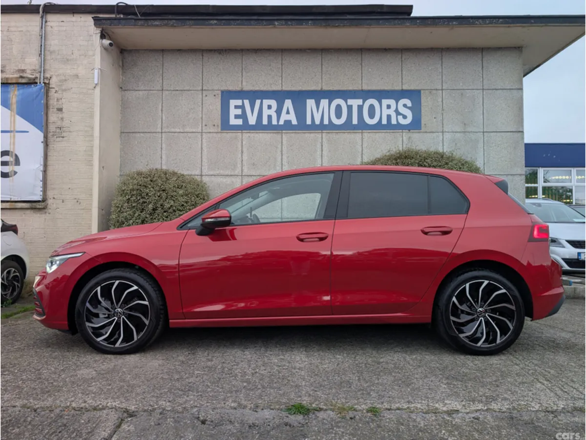 Volkswagen Golf Hatchback, Diesel, 2023, Red