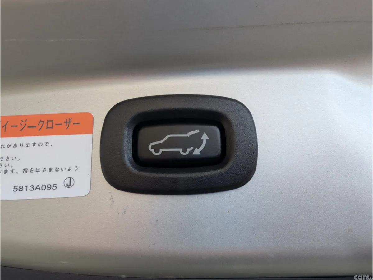 Mitsubishi Outlander SUV, Petrol Plug-in Hybrid, 2021, Silver