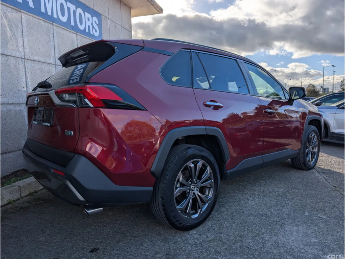 Toyota RAV4 SUV, Petrol Hybrid, 2023, Red