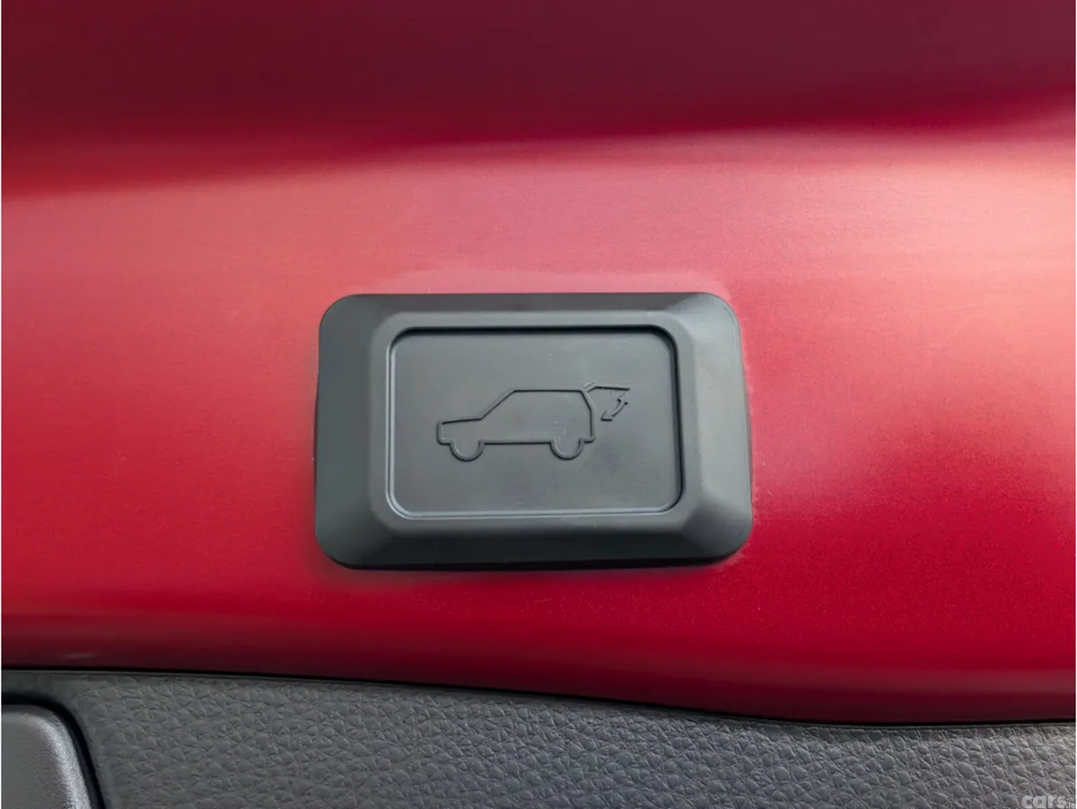 Toyota RAV4 SUV, Petrol Hybrid, 2023, Red