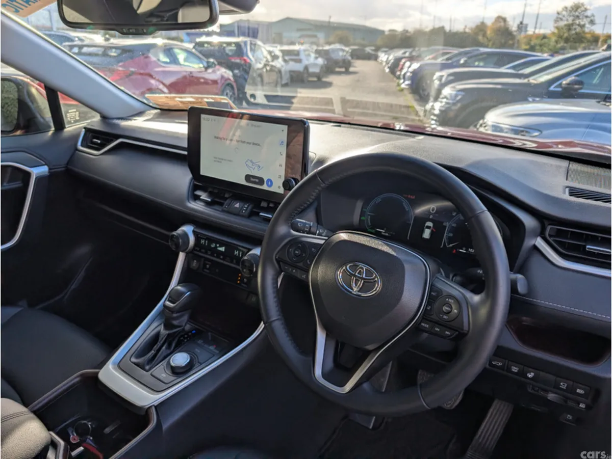 Toyota RAV4 SUV, Petrol Hybrid, 2023, Red