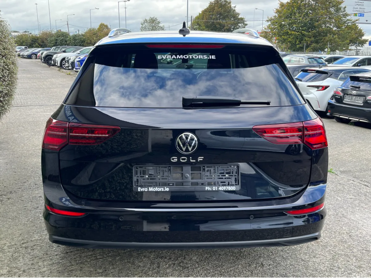 Volkswagen Golf Estate, Diesel, 2023, Black