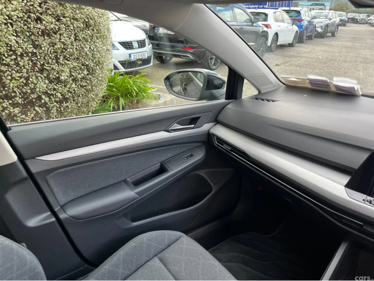 Volkswagen Golf Estate, Diesel, 2023, Black