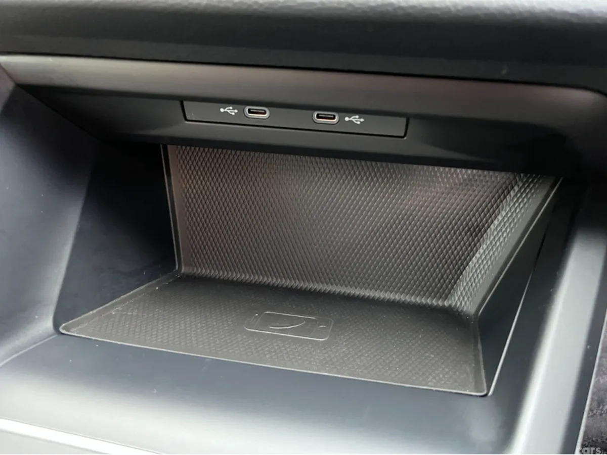 Volkswagen Golf Estate, Diesel, 2023, Black