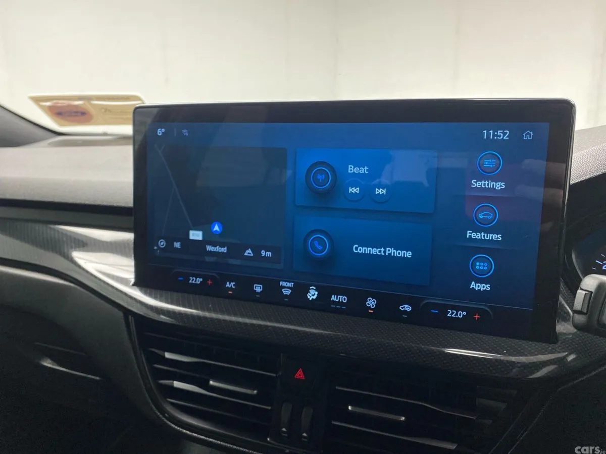 Ford Focus Hatchback, Petrol, 2024, Black