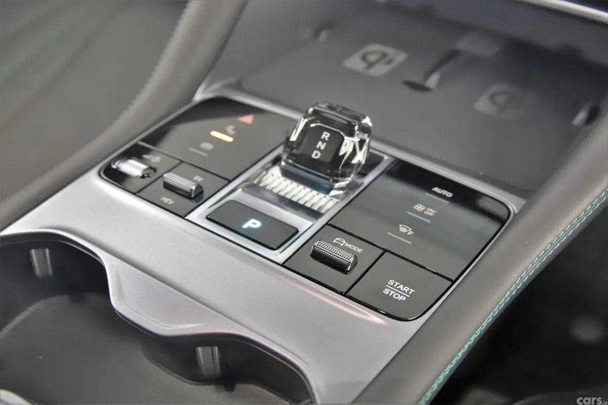 BYD SEAL U MPV, Petrol Plug-in Hybrid, 2026, Grey