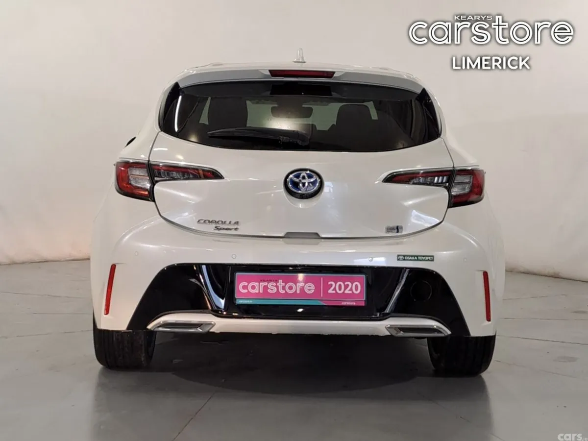 Toyota Corolla Hatchback, Petrol Hybrid, 2020, White
