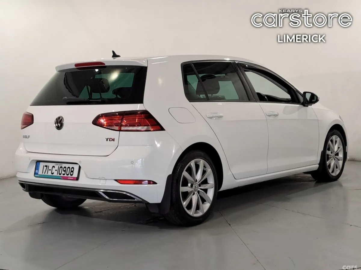 Volkswagen Golf Estate, Diesel, 2017, White