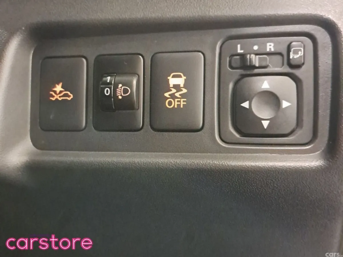 Mitsubishi Mirage Hatchback, Petrol, 2022, Silver