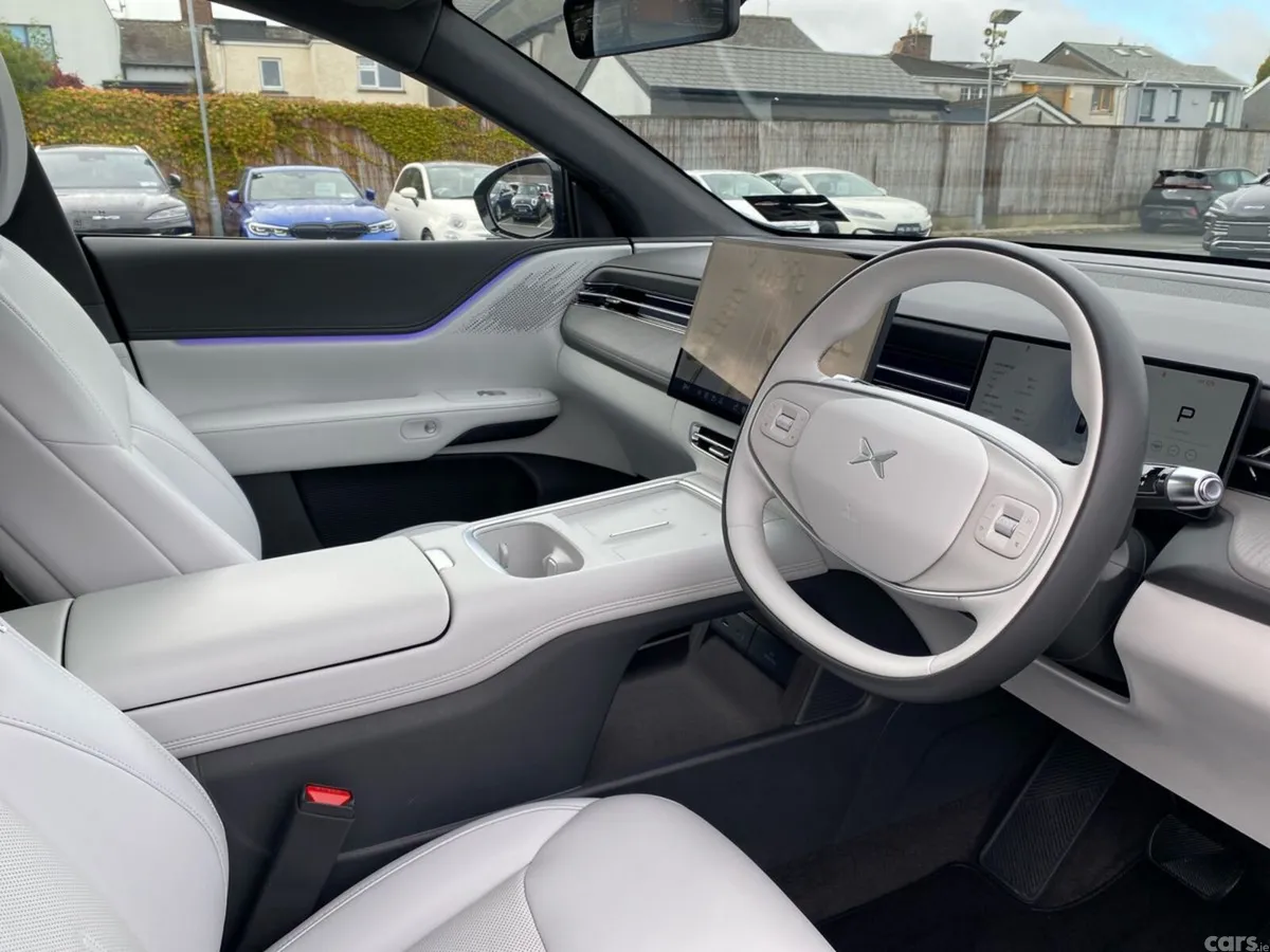 XPeng G6 Hatchback, Electric, 2026, Black