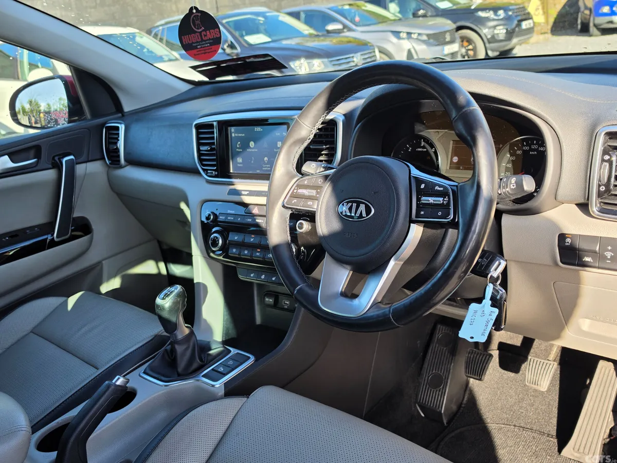 Kia Sportage SUV, Diesel, 2019, Red