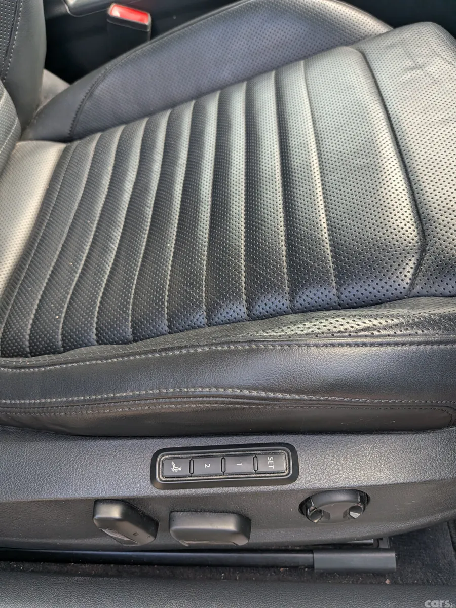 Volkswagen Passat Estate, Diesel, 2018, Silver