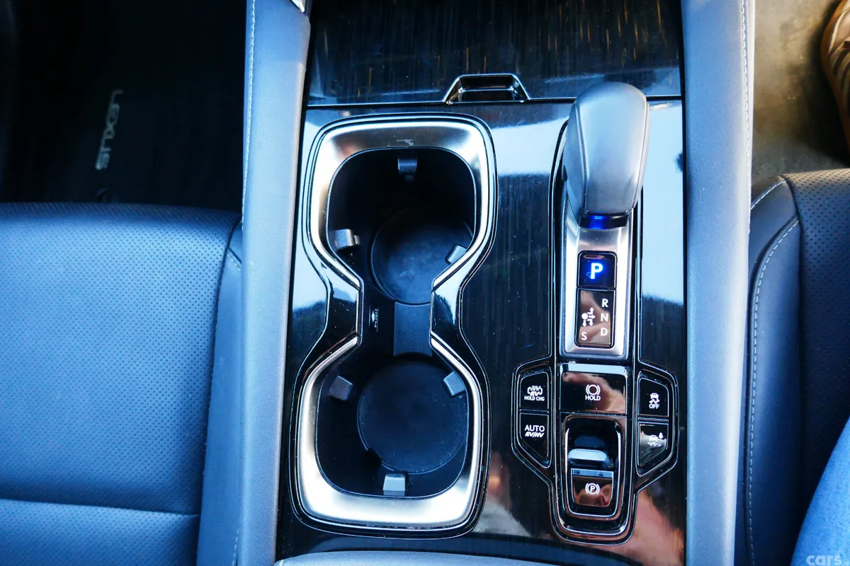Lexus RX SUV, Petrol Plug-in Hybrid, 2023, Silver
