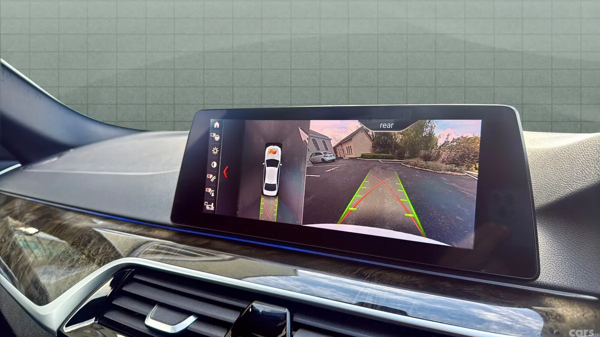 BMW 5-Series Saloon, Petrol Plug-in Hybrid, 2019, White
