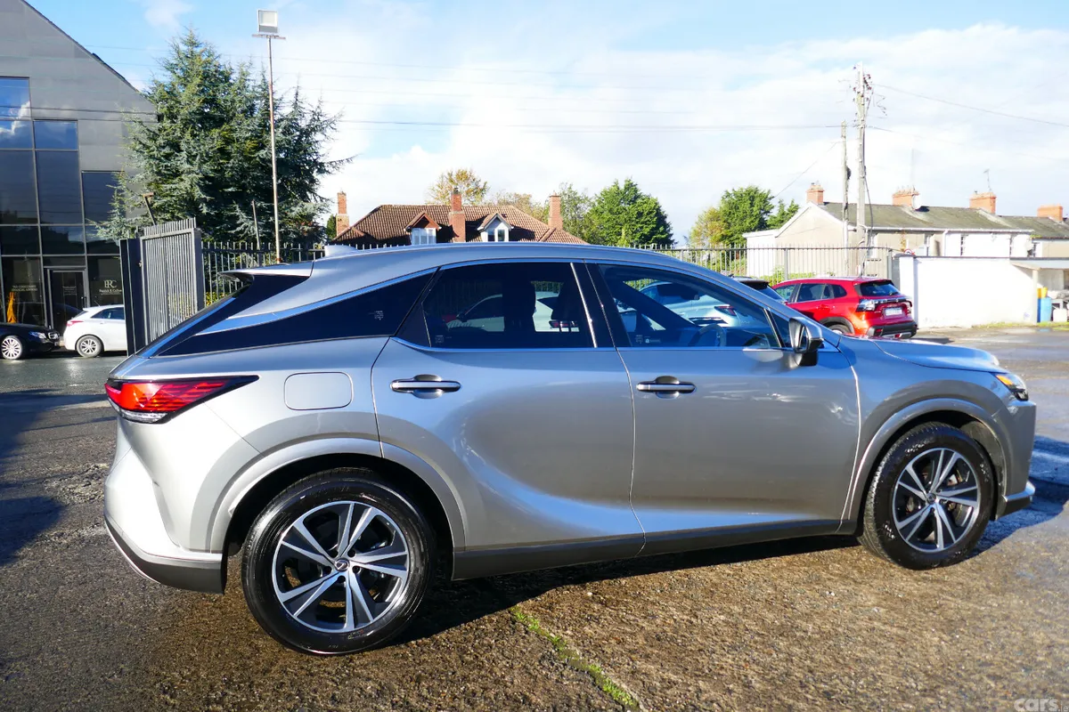 Lexus RX SUV, Petrol Plug-in Hybrid, 2023, Silver