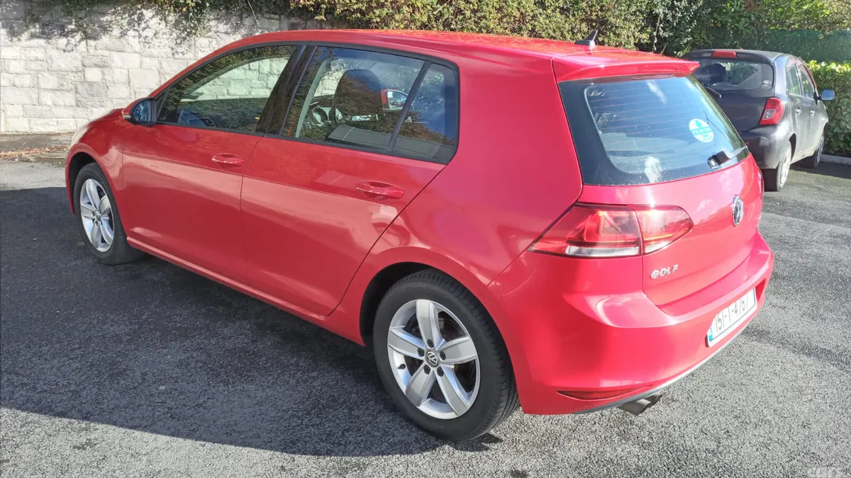 Volkswagen Golf Hatchback, Petrol, 2015, Red