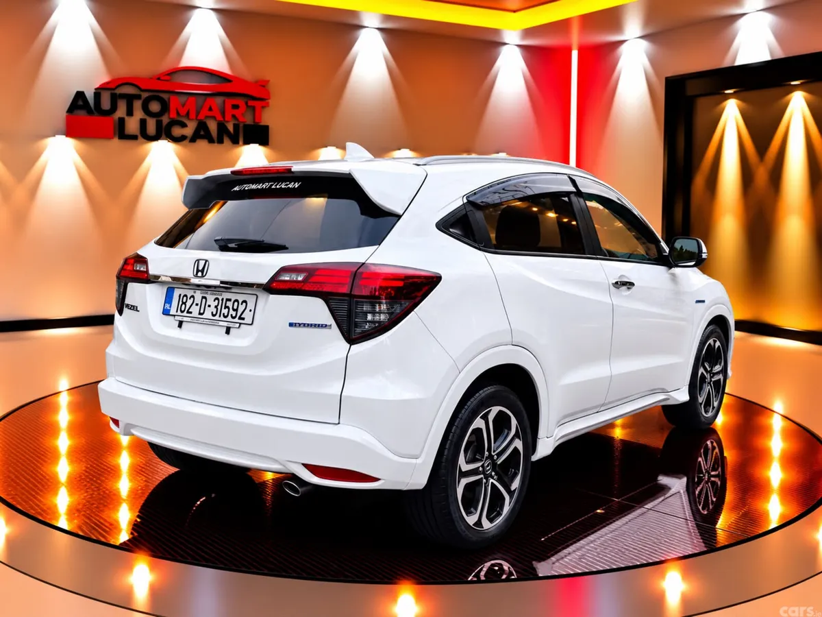 Honda Vezel SUV, Petrol Hybrid, 2018, White