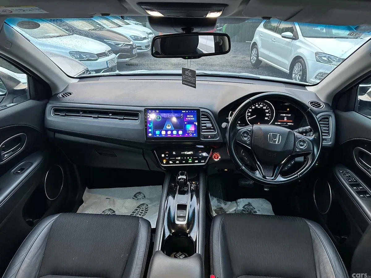 Honda Vezel SUV, Petrol Hybrid, 2018, White