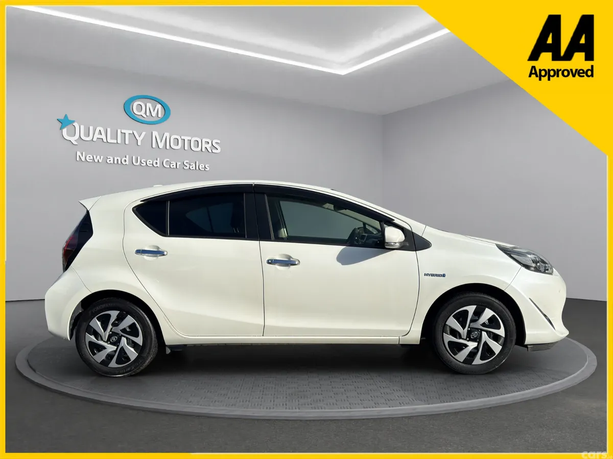Toyota Aqua Hatchback, Petrol Hybrid, 2019, White