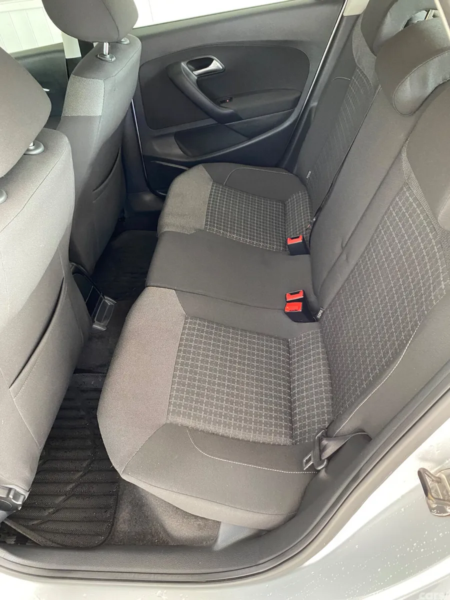 Volkswagen Polo Hatchback, Petrol, 2016, Silver