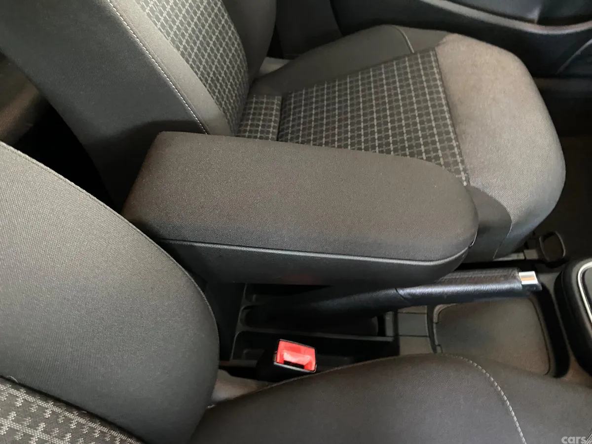 Volkswagen Polo Hatchback, Petrol, 2016, Silver