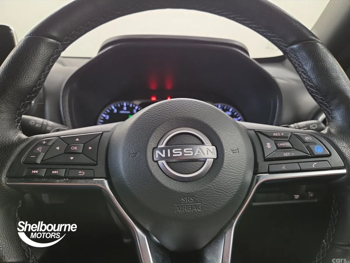 Nissan Juke Hatchback, Petrol, 2023, Black