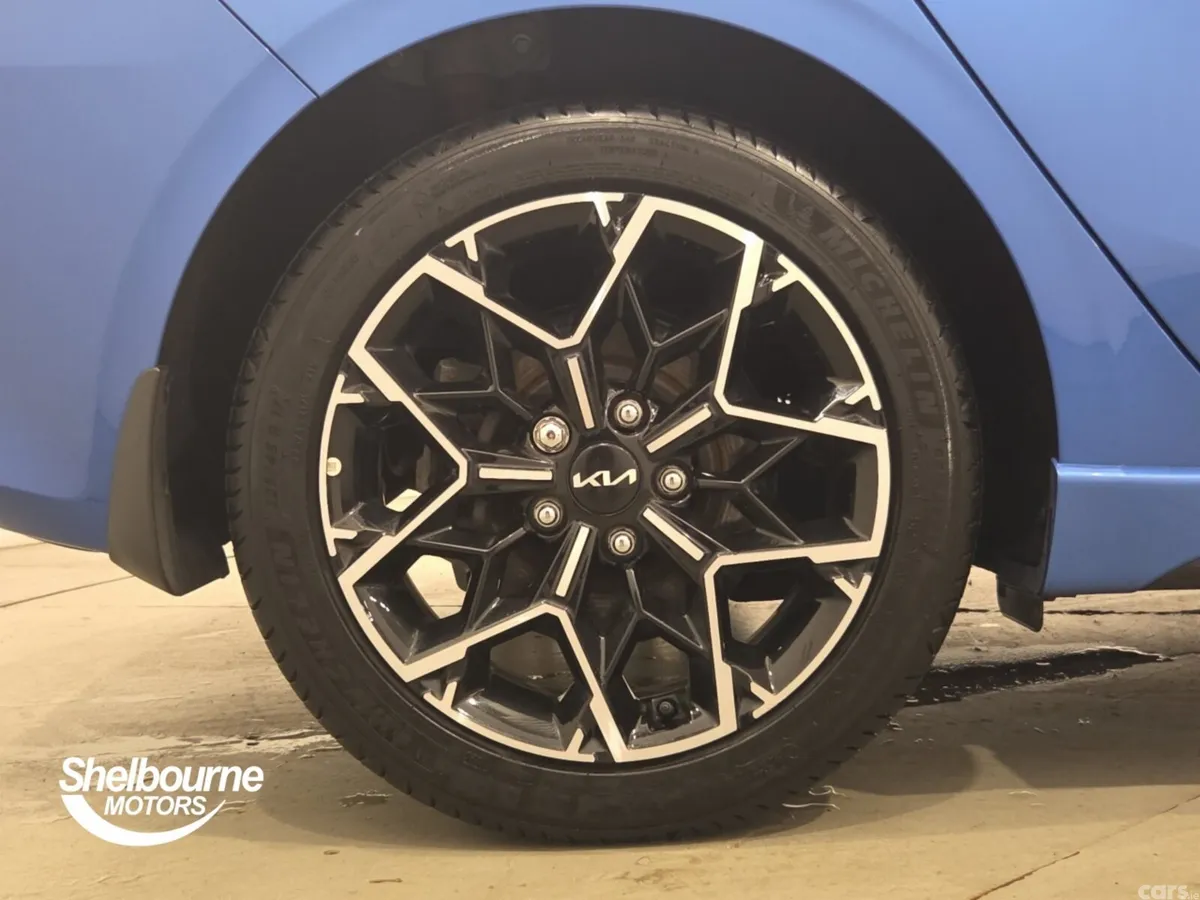 Kia Ceed Hatchback, Petrol, 2025, Blue