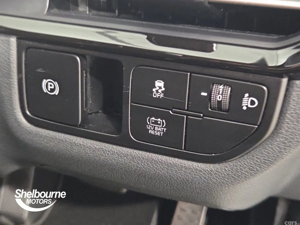 Kia Sportage SUV, Petrol Hybrid, 2025, Blue