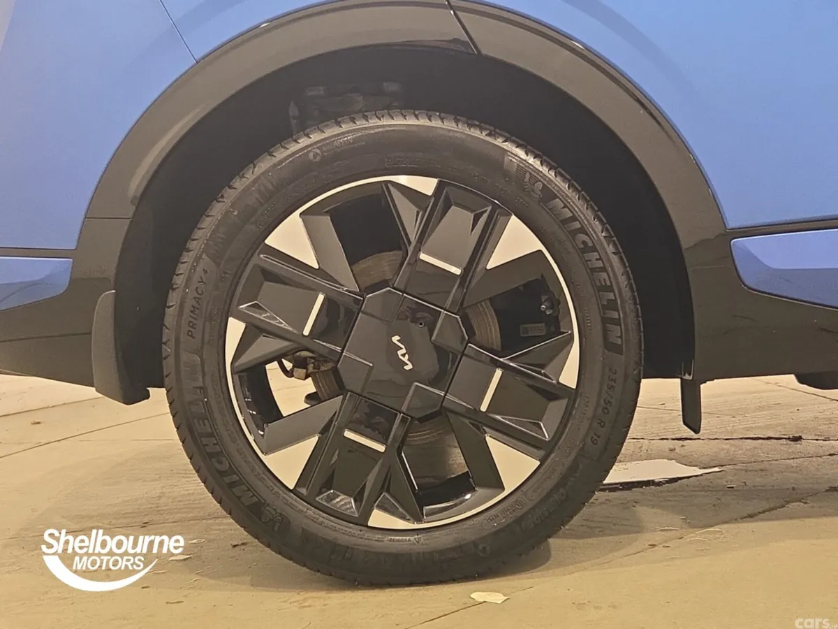 Kia Sportage SUV, Petrol Hybrid, 2025, Blue