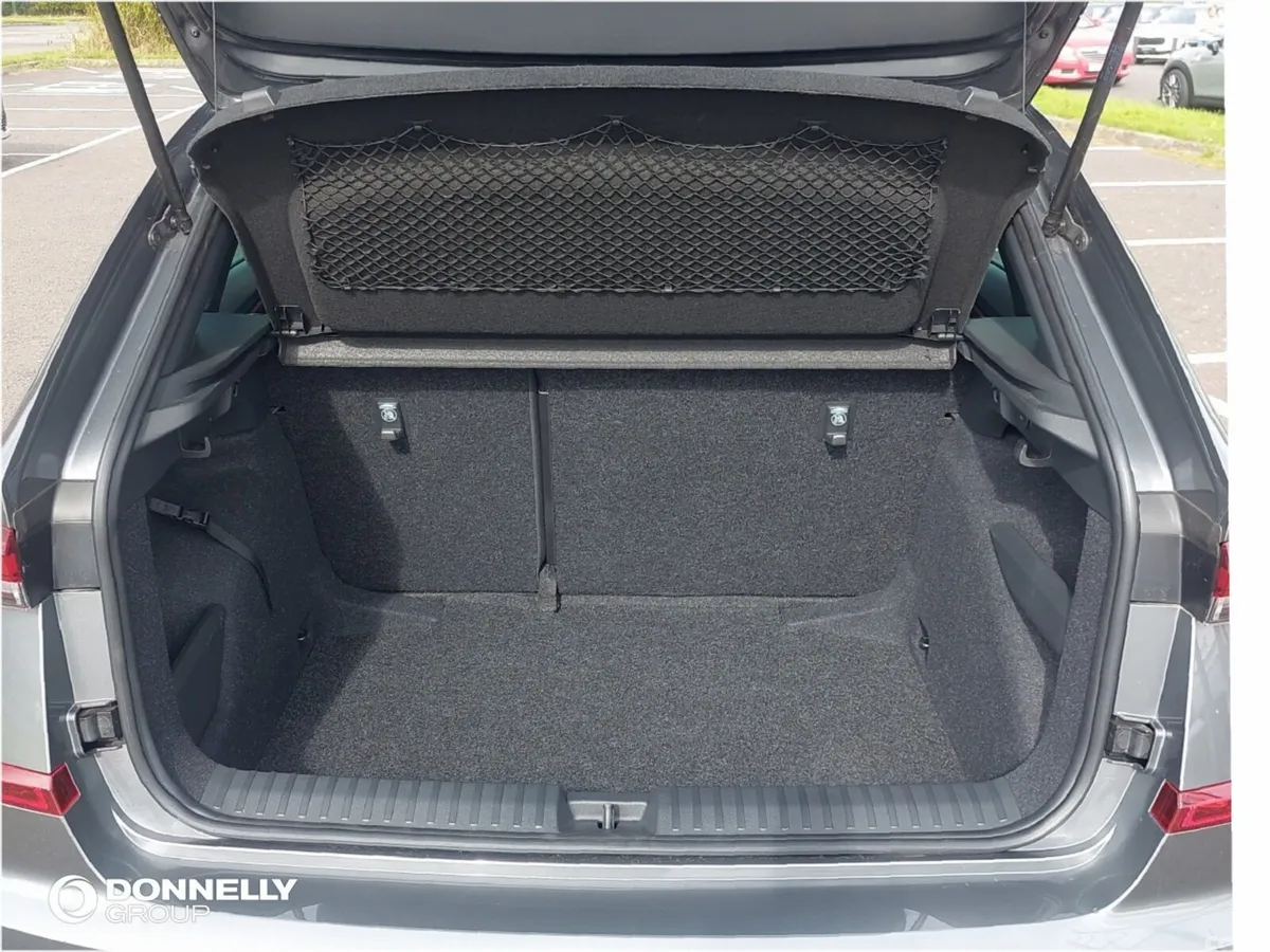 Skoda Kamiq Hatchback, Petrol, 2026, Grey