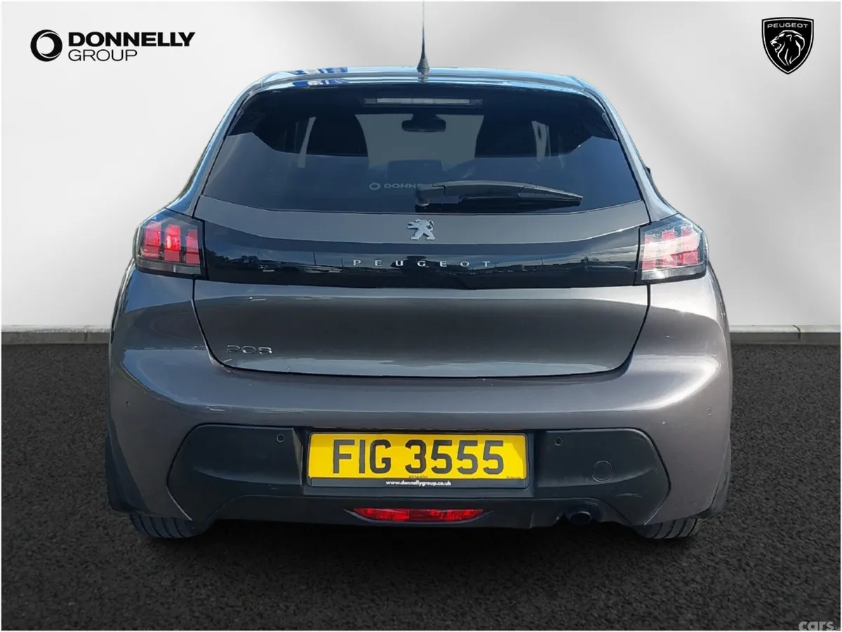 Peugeot 208 Hatchback, Petrol, 2022, 