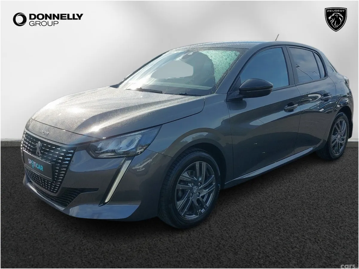 Peugeot 208 Hatchback, Petrol, 2022, 