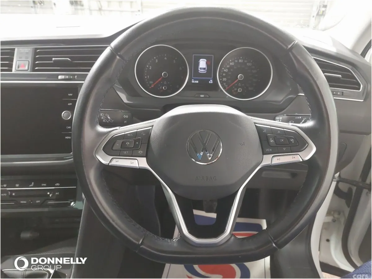Volkswagen Tiguan Estate, Petrol, 2021, White
