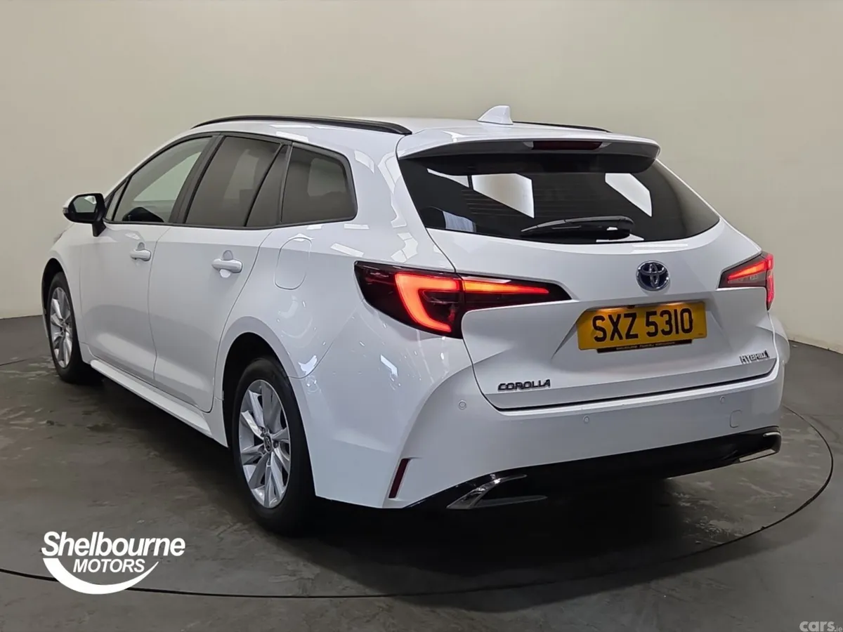 Toyota Corolla Estate, Petrol Hybrid, 2023, White
